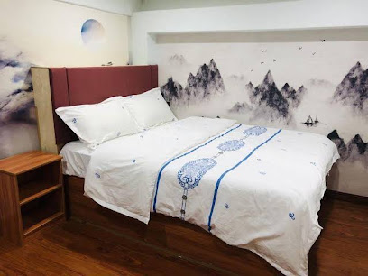 520 Boutique Duplex Apartment