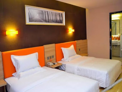 7 Days Premium Yinchuan Train Station Branch Hotel