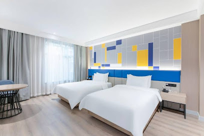 7-day hotel