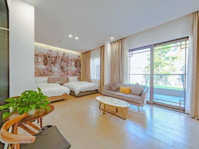 Tsing Wong Shan resort, Longmen