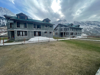 Hotel Thajwass Glacier