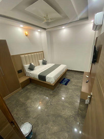 HOTEL MATHURA WASI