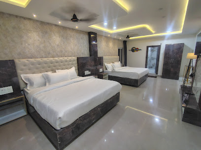 Hotel Moksha Grand