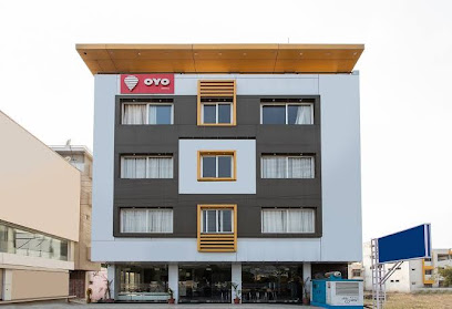 OYO 5514 Hotel Crystal Inn