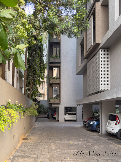 tHeMiniSuites-Kolhapur