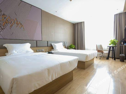 IU Hotels· Lanzhou Xike Station Huanghelou Branch