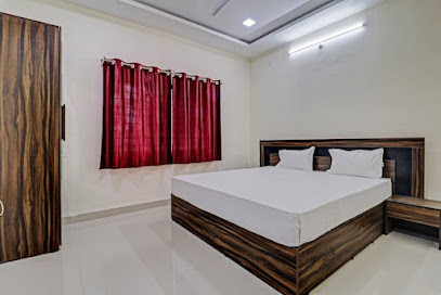 OYO Hotel Midway Treat Dhar