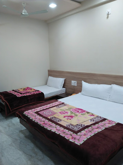 ASHIRVAD BHAVAN(HOTEL),