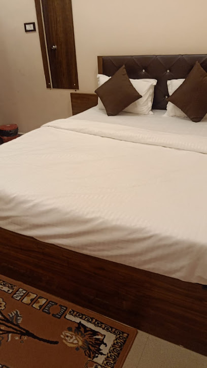Hotel the point Jharkhand Jamshedpur Sakchi penar road basuki tower 3rd floor 831001