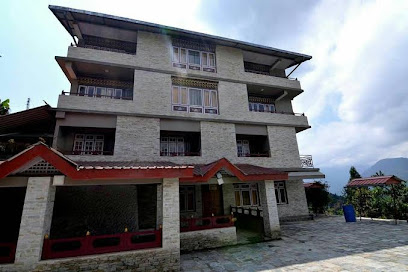 OYO 28252 Serchhu Farmhouse