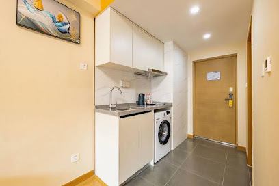 North Latitude 37 Degree Apartment
