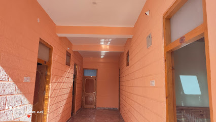 Wood Packer Home Stay