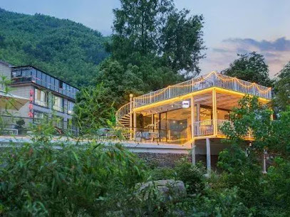 Anji chun An inn