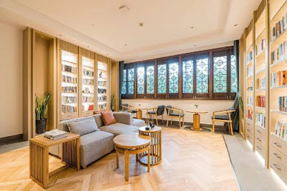 Shanghai Baoshan Gucun Park Atour S Hotel