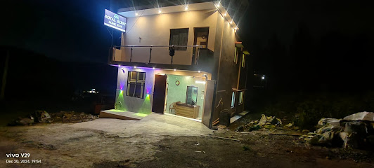ROYAL BERRY HOME STAY/HOTEL FANTASY