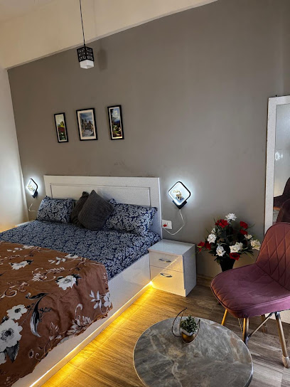 Luxurio Stays