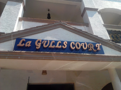 La Gulls Court