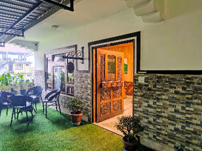 Monomita Rabdentse Residency