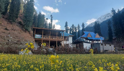 Sacred woods homestay and cafe .