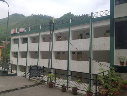 Near To Tourist Rest House GMVN Jakholi