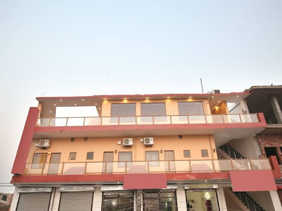 OYO Hotel Golden Brooks