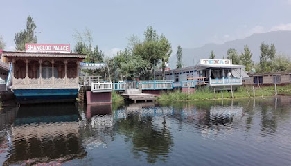Shangloo Palace Group of Houseboat