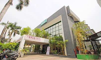 Treebo Grand Legacy Shahenshah