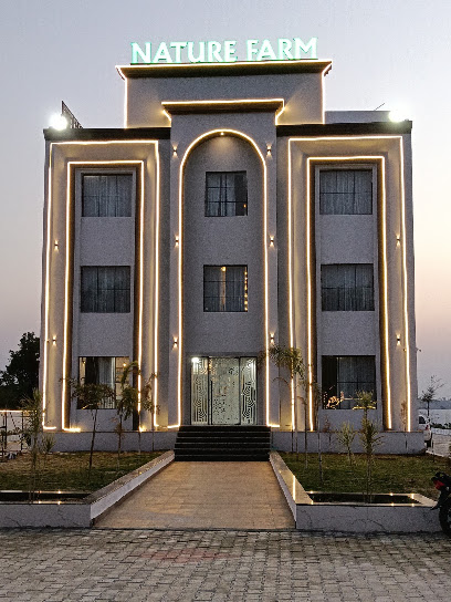 Hotel Nature Farm Raikot