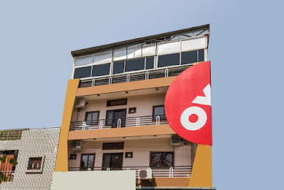 OYO Flagship Hotel Madhur Inn