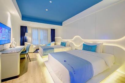 Lanou Hotel