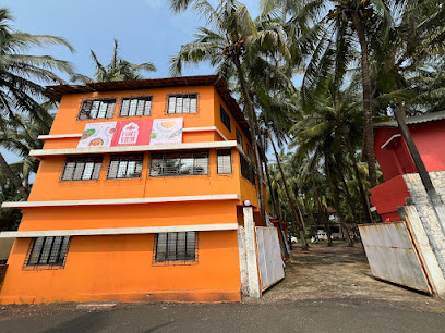 Hotel Malvan Beach