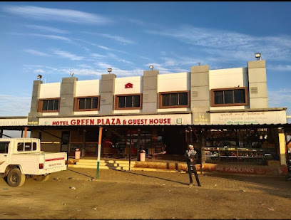 Hotel Green Plaza And Guest House