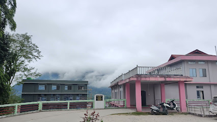 Circuit House, Aalo