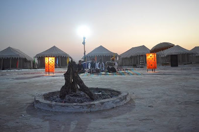 golden sandstone hotel desert camp Jaisalmer