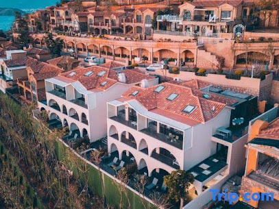 Mont XIX Full Lake View Luxury Villa