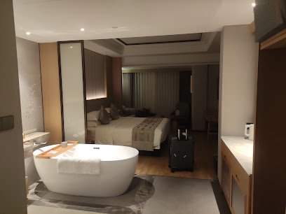Anatole by Landison Hotel Deqing