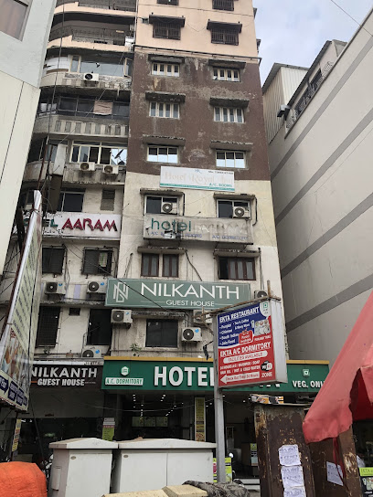 OYO Flagship Hotel Royal Inn