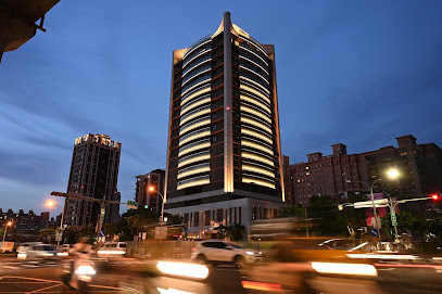 CHECK inn Select - New Taipei SanChong Waterfront