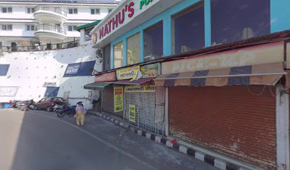 OYO 9492 Hotel Dev Palace