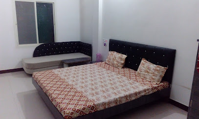 Hotel Radha Madhav