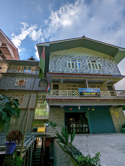 Hotel Pine Valley, Upper Pelling.