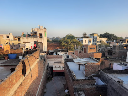 Girraj Palace