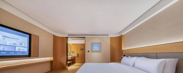 Full Season Hotel