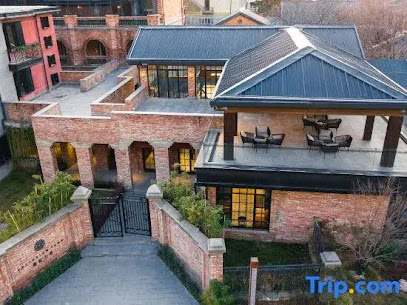 Recluse Datang Hotel