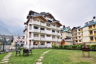 Hotel Snow White Regency,Manali
