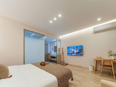 Mengzi Huayang Hotel
