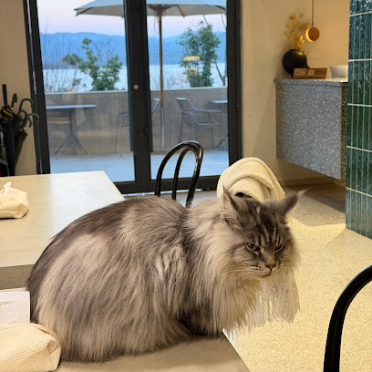 LuGuhu Anxia Mountain Resort Hotel