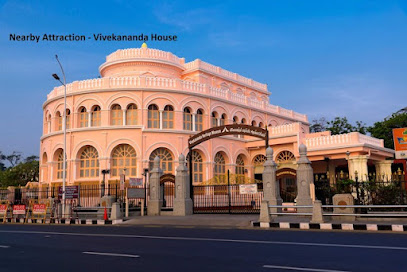 SPOT ON Bt Mansion Near Marina Beach