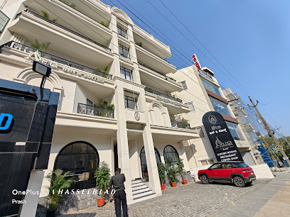 Aura Suites