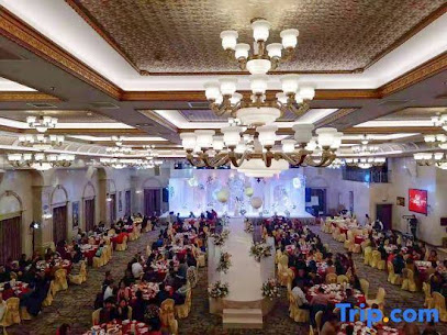 Longfeng Sports Theme Hotel